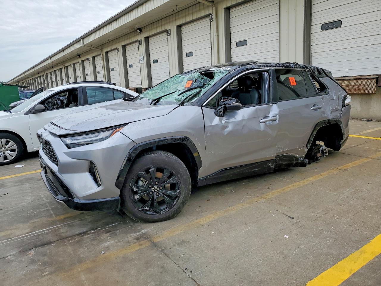 2025 TOYOTA RAV4 XSE