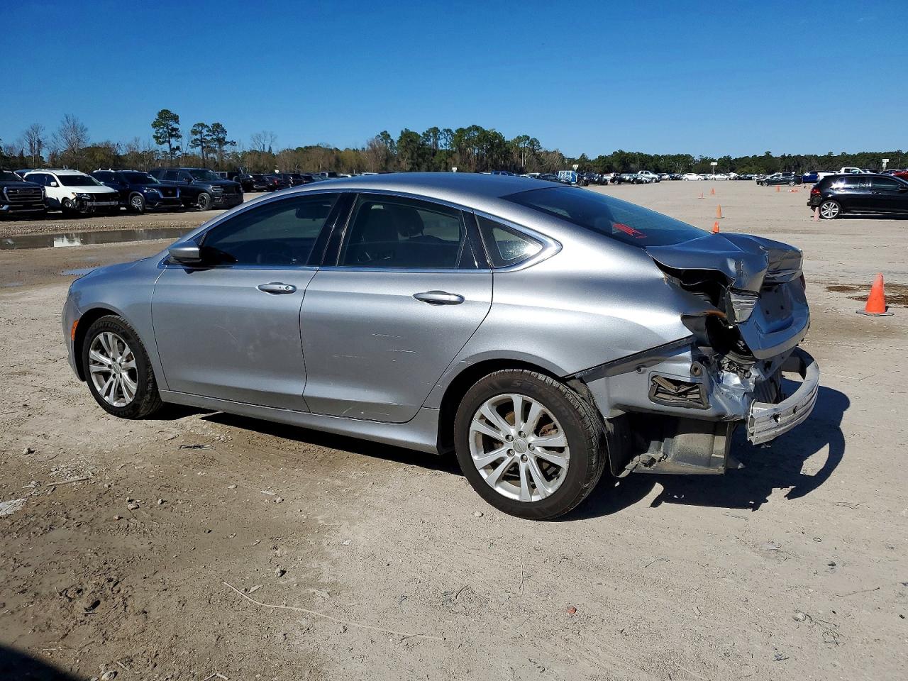 2016 CHRYSLER 200 — снимка 2