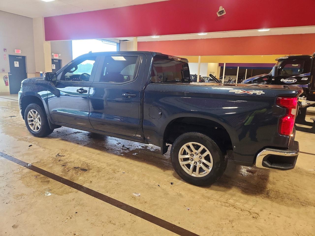 2020 CHEVROLET SILVERADO K1500 LT — снимка 2