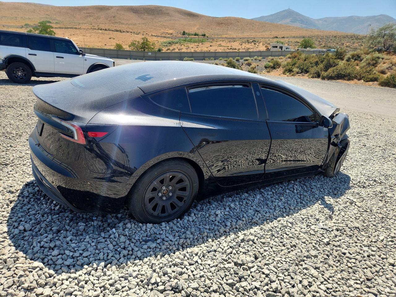 2026 TESLA MODEL 3 — снимка 3