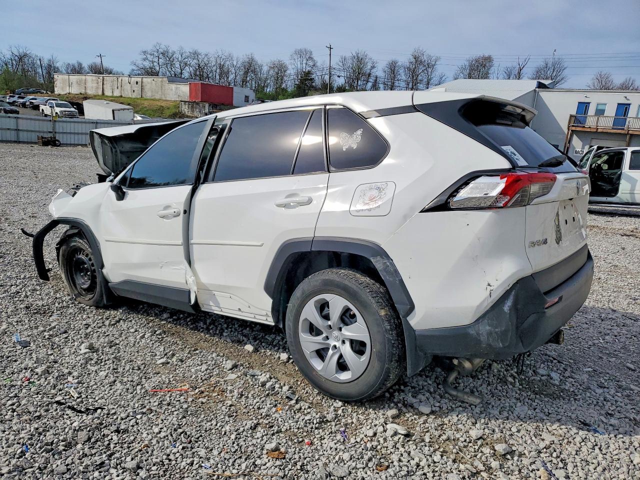 2024 TOYOTA RAV4 LE — снимка 2