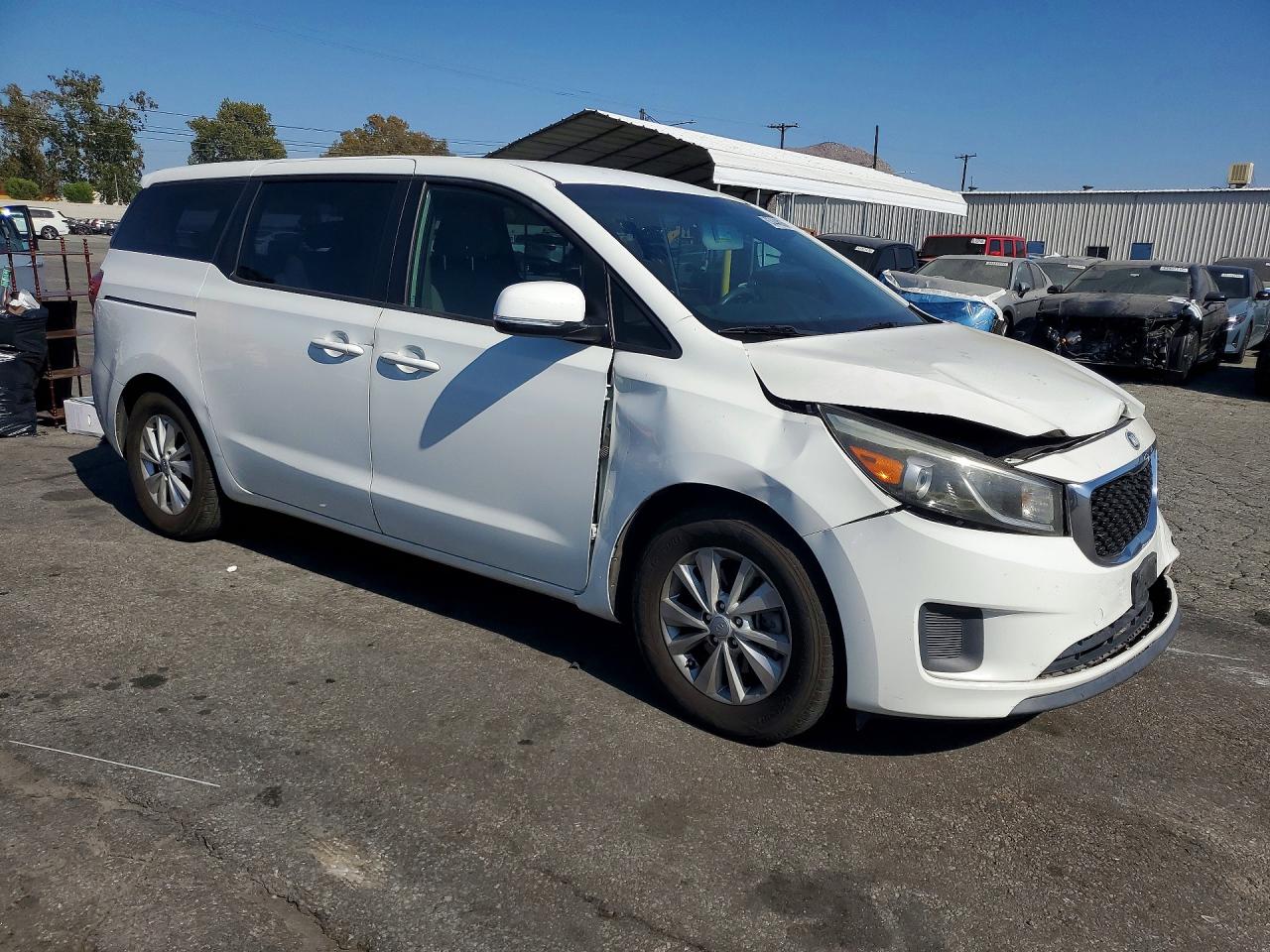 2016 KIA SEDONA L — снимка 4