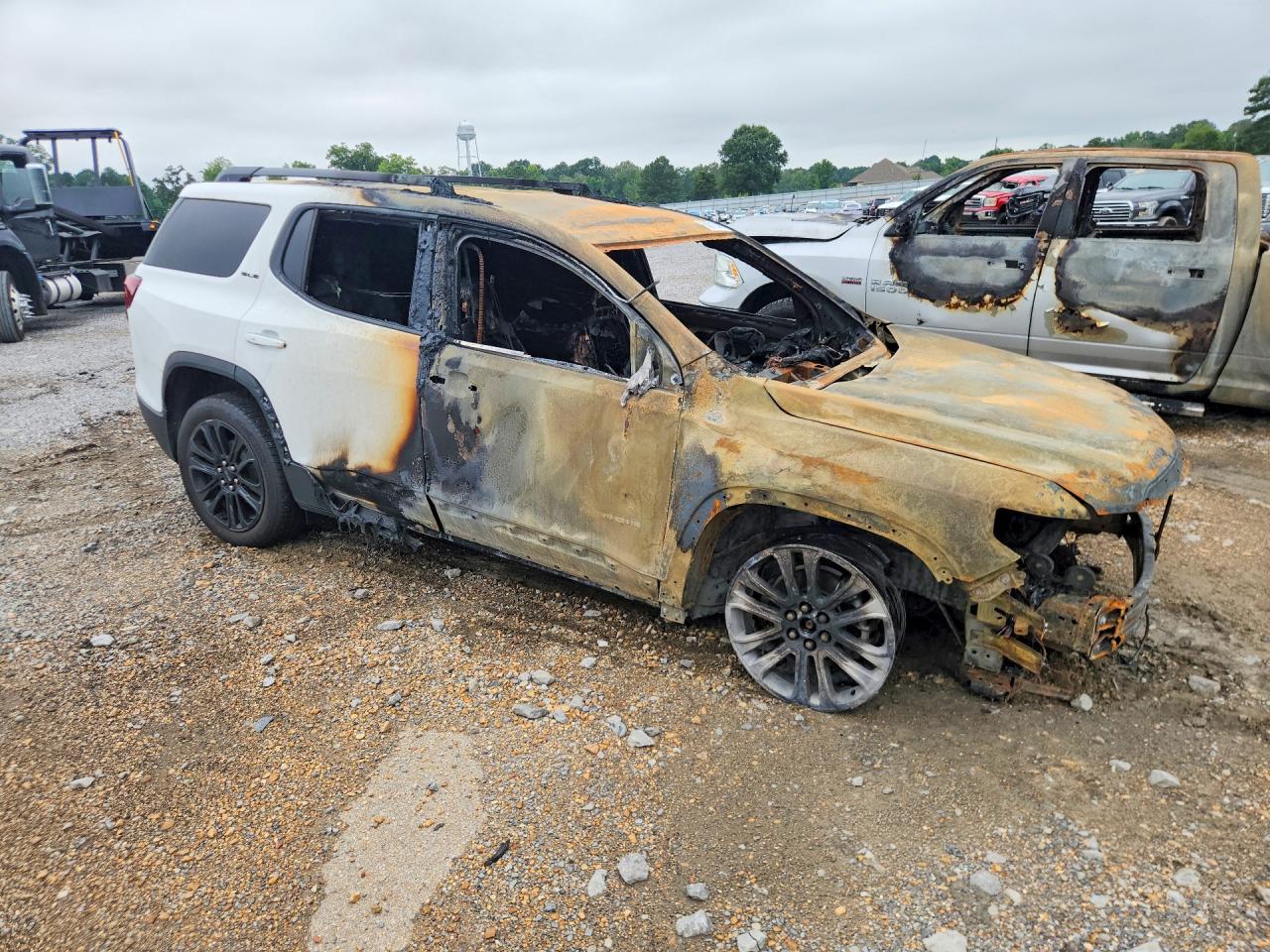 2023 GMC ACADIA — снимка 4