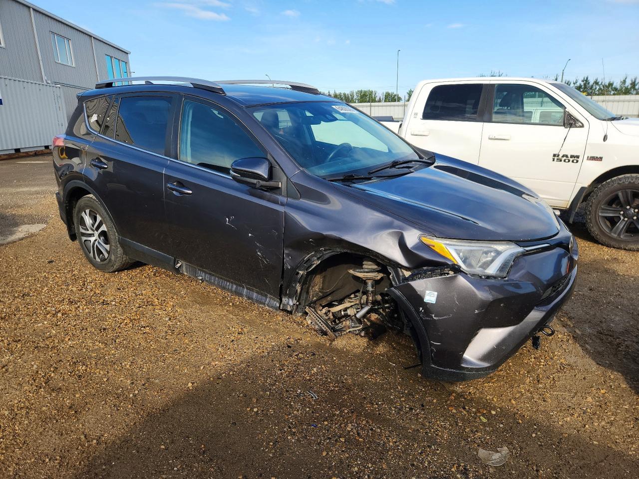 2017 TOYOTA RAV4 LE — снимка 4