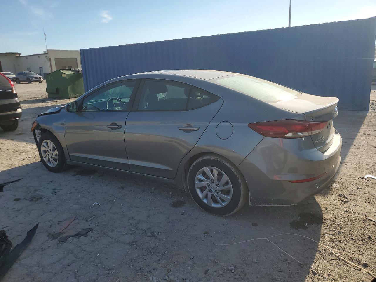 2018 HYUNDAI ELANTRA SE — снимка 2
