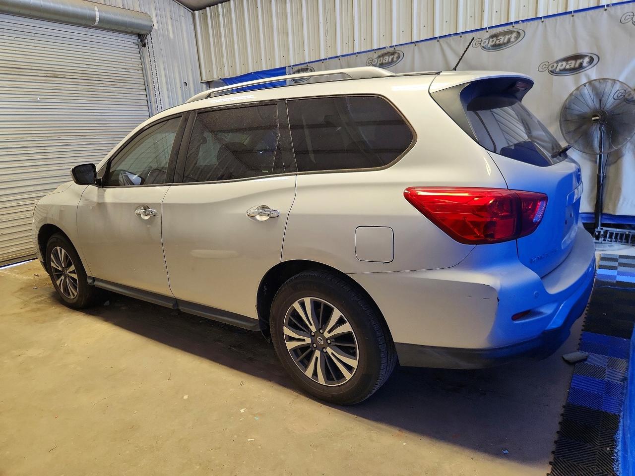 2018 NISSAN PATHFINDER SV — снимка 2