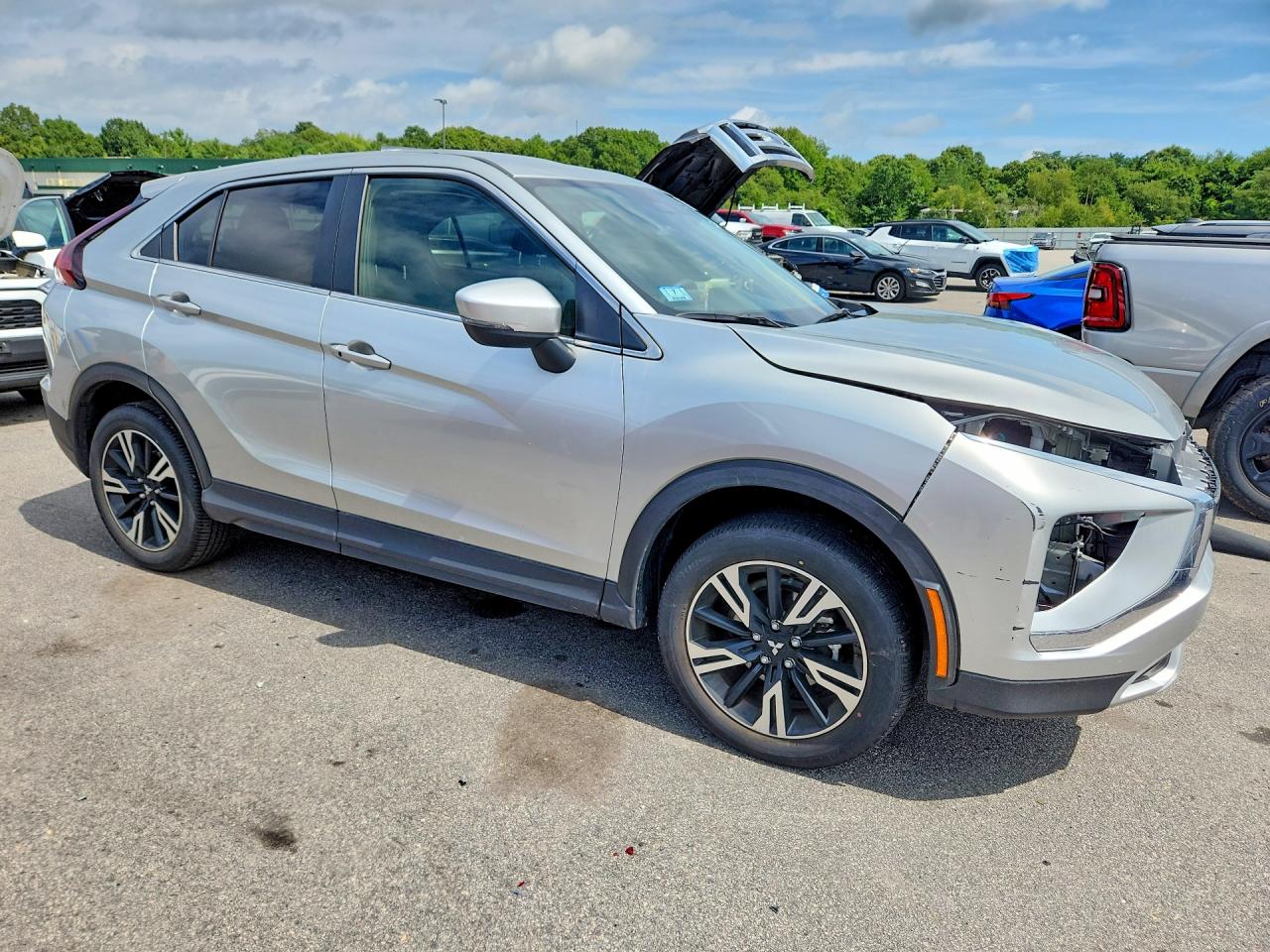 2025 MITSUBISHI ECLIPSE CROSS SE — снимка 4