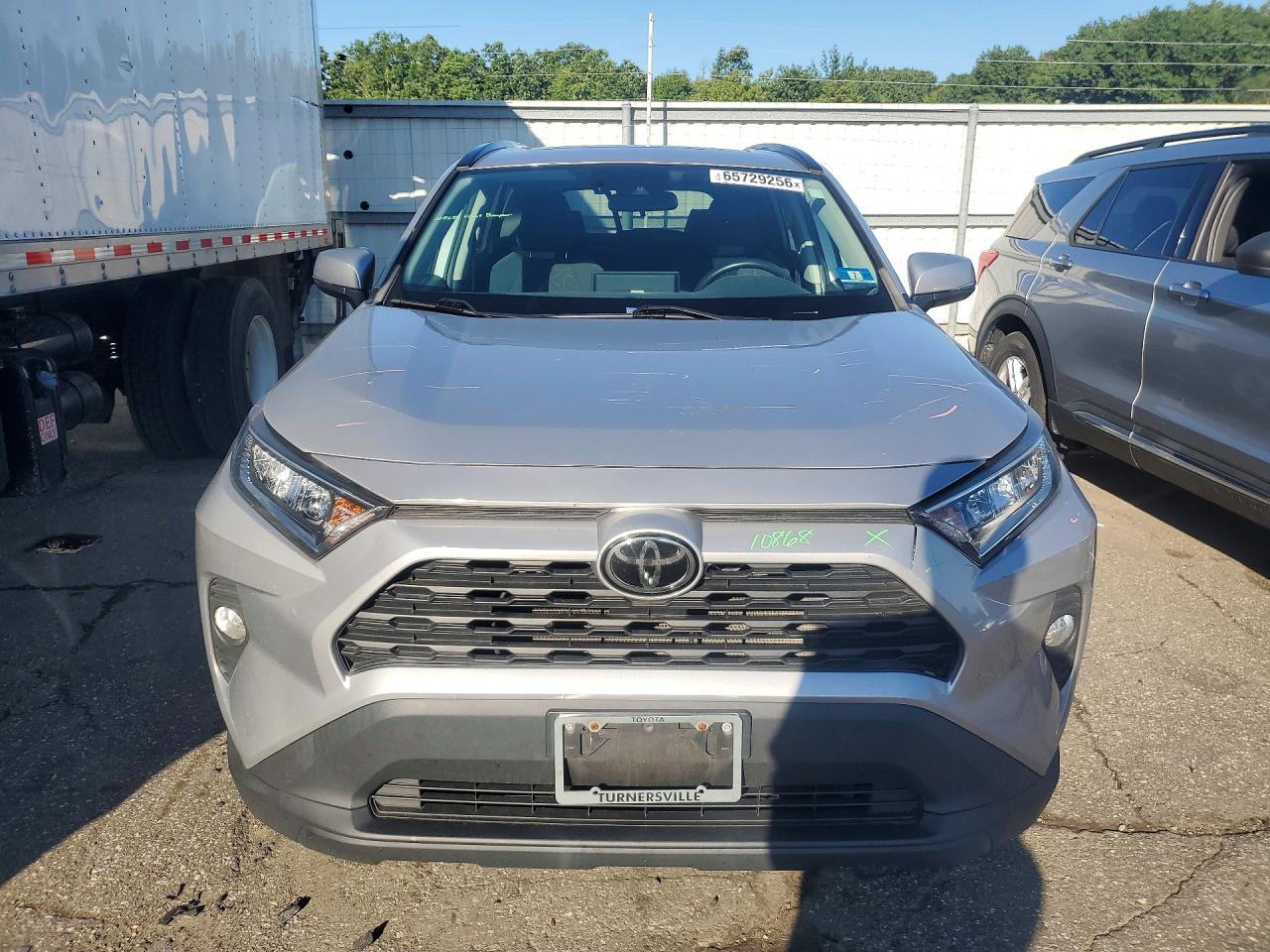2020 TOYOTA RAV4 XLE — снимка 5