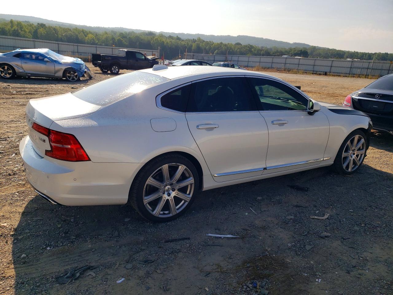 2017 VOLVO S90 T6 INSCRIPTION — снимка 3