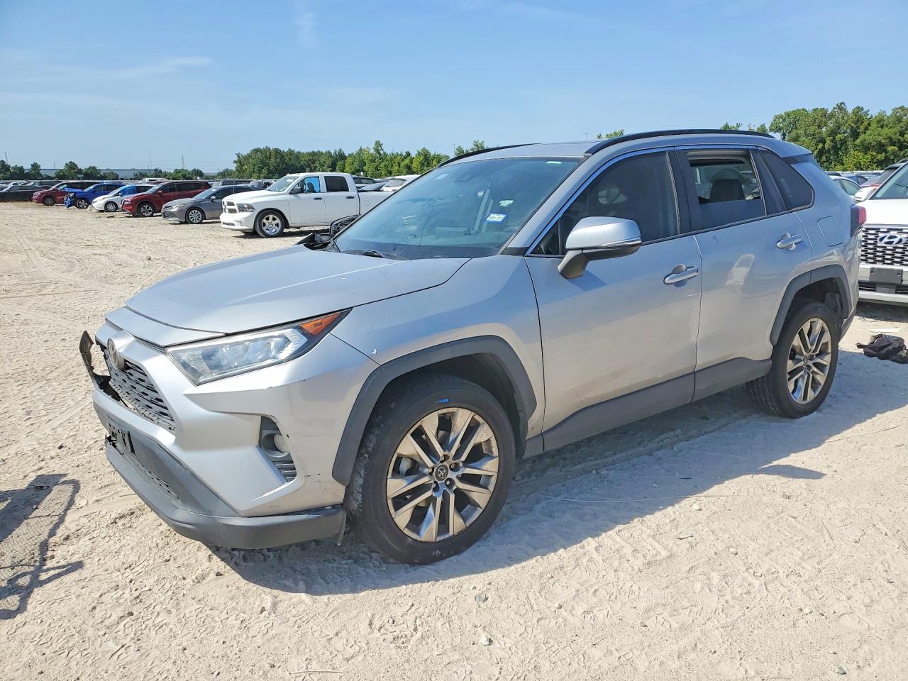 2020 TOYOTA RAV4 XLE PREMIUM
