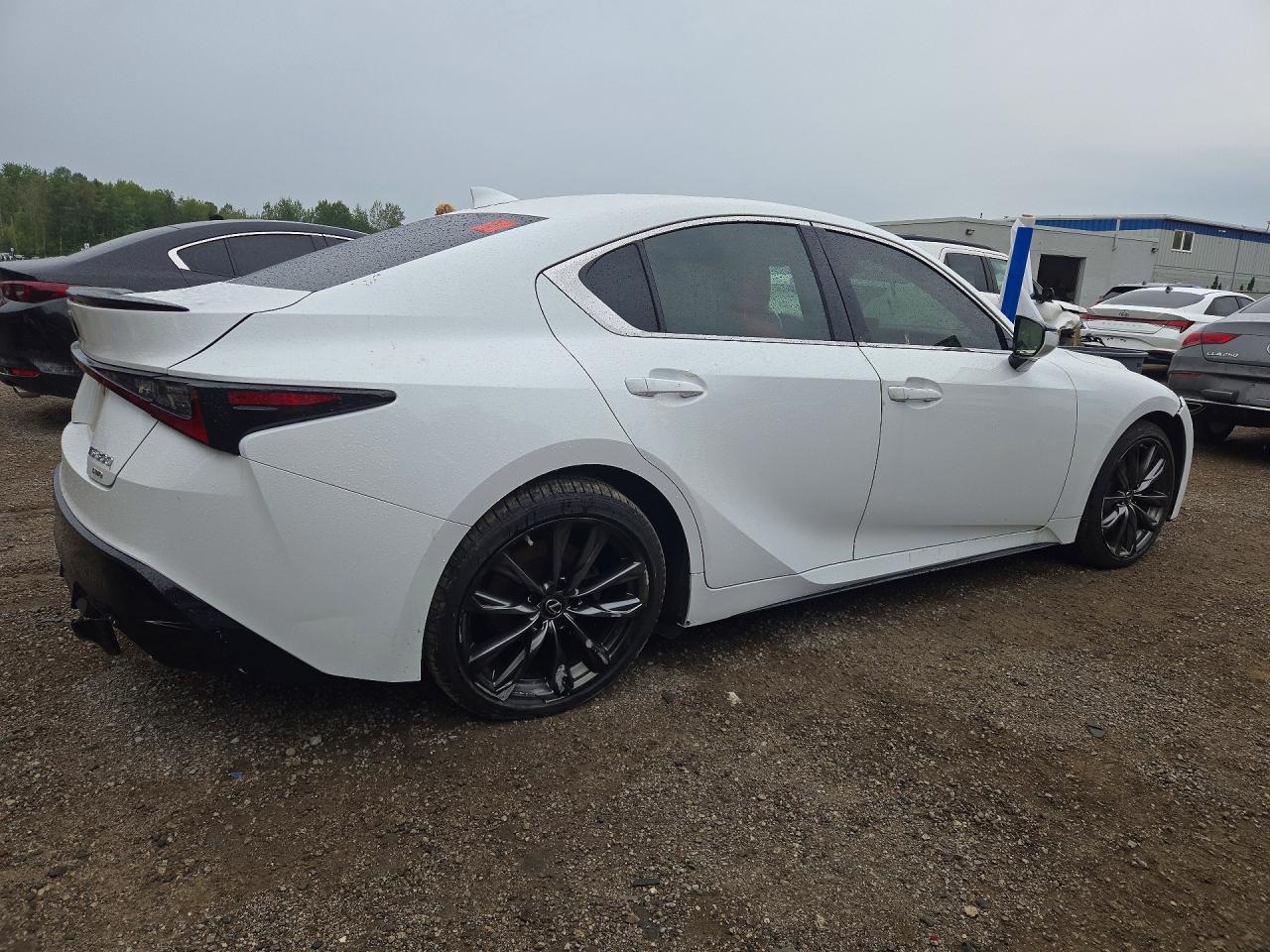 2022 LEXUS IS 300 — снимка 3