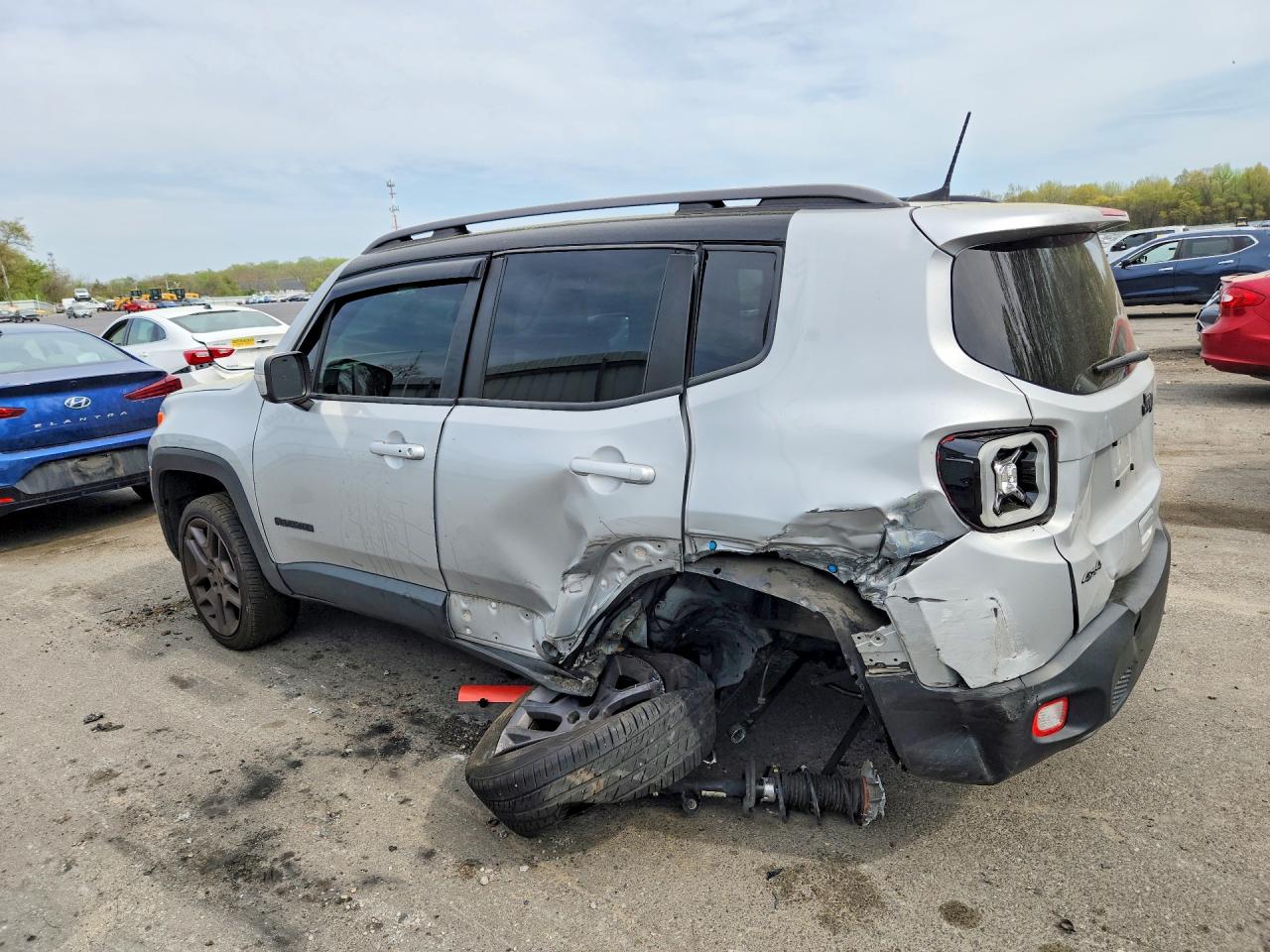 2019 JEEP RENEGADE LATITUDE — снимка 2