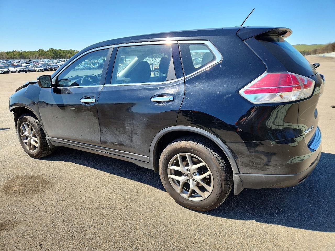 2015 NISSAN ROGUE S — снимка 2