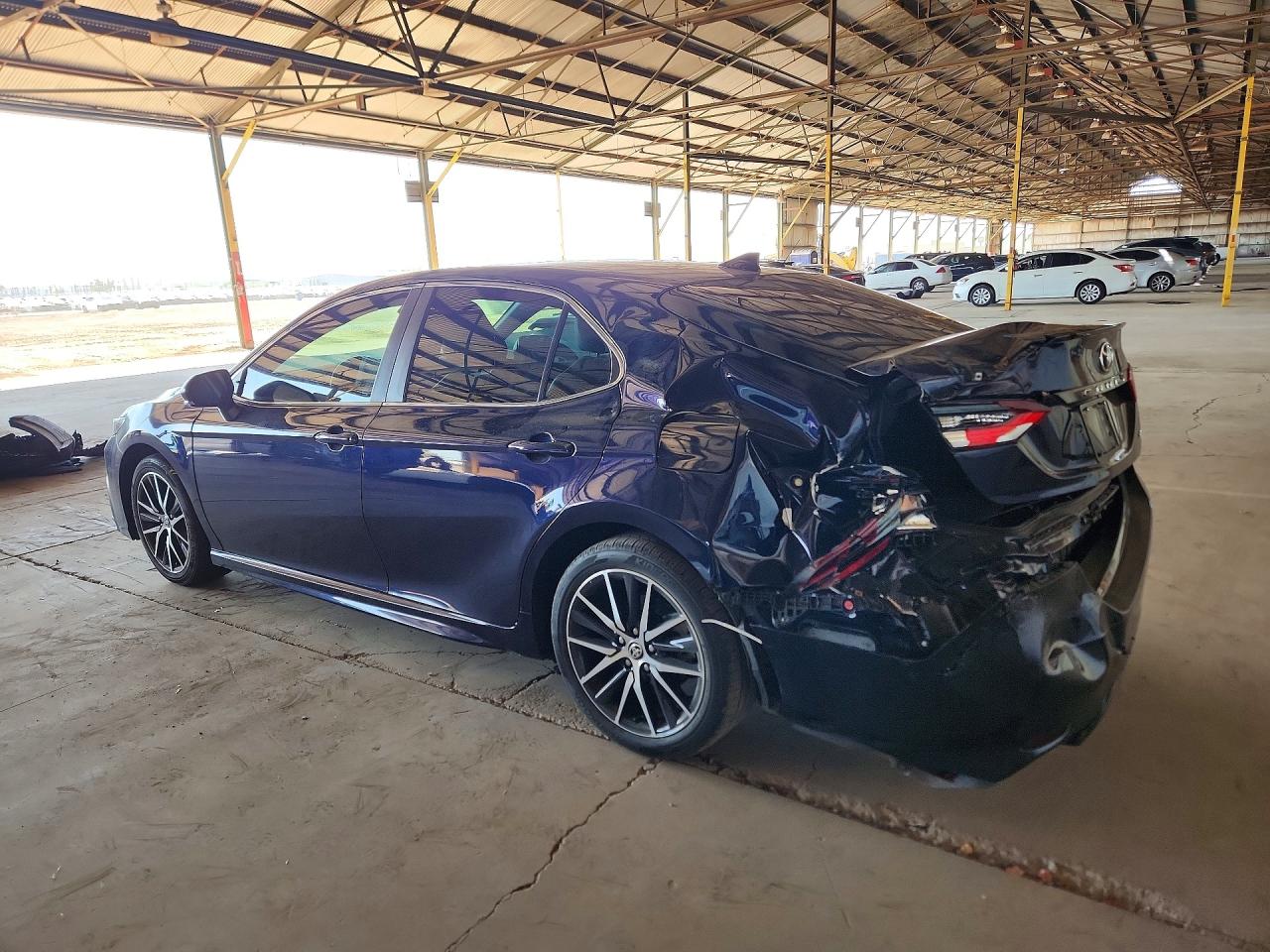 2021 TOYOTA CAMRY SE — снимка 2