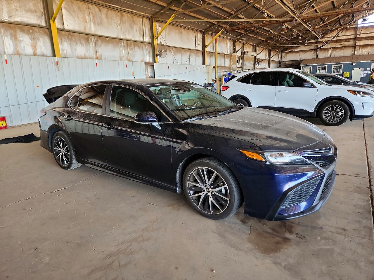 2021 TOYOTA CAMRY SE — снимка 4