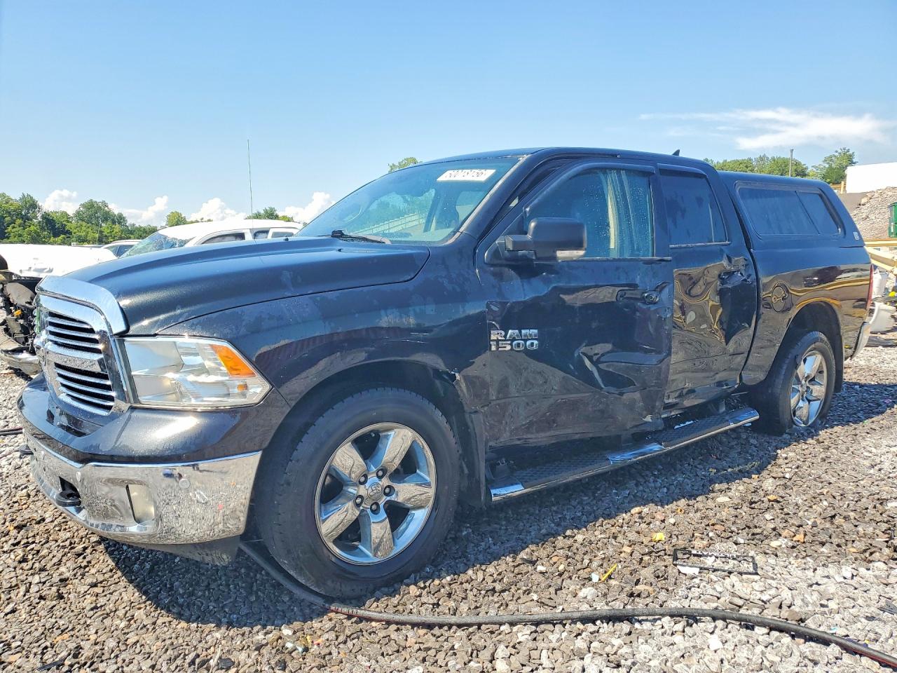 2016 RAM 1500 SLT