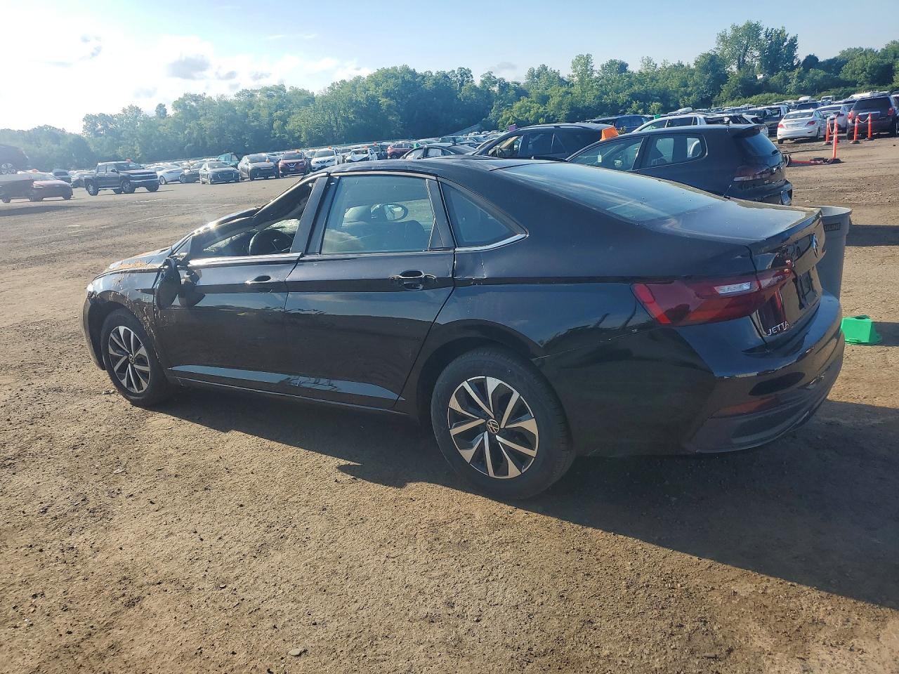 2022 VOLKSWAGEN JETTA S — снимка 2