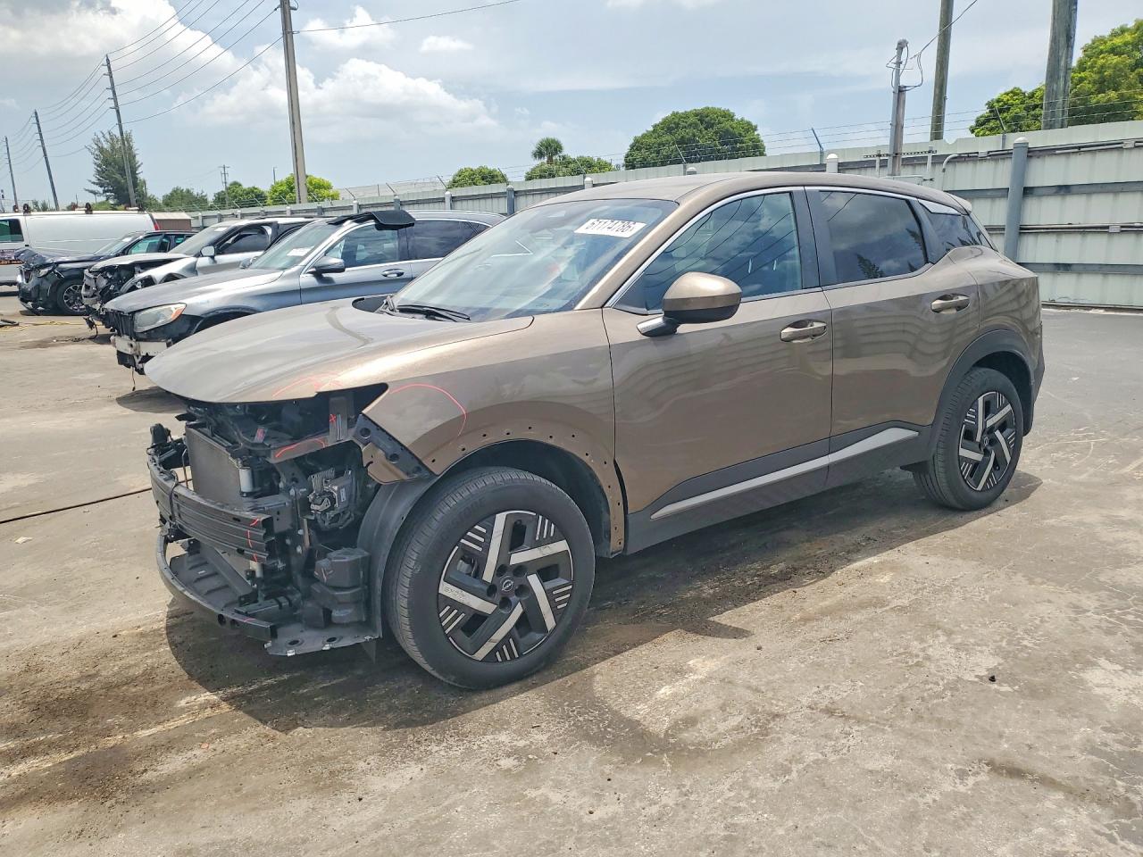 2025 NISSAN KICKS SV