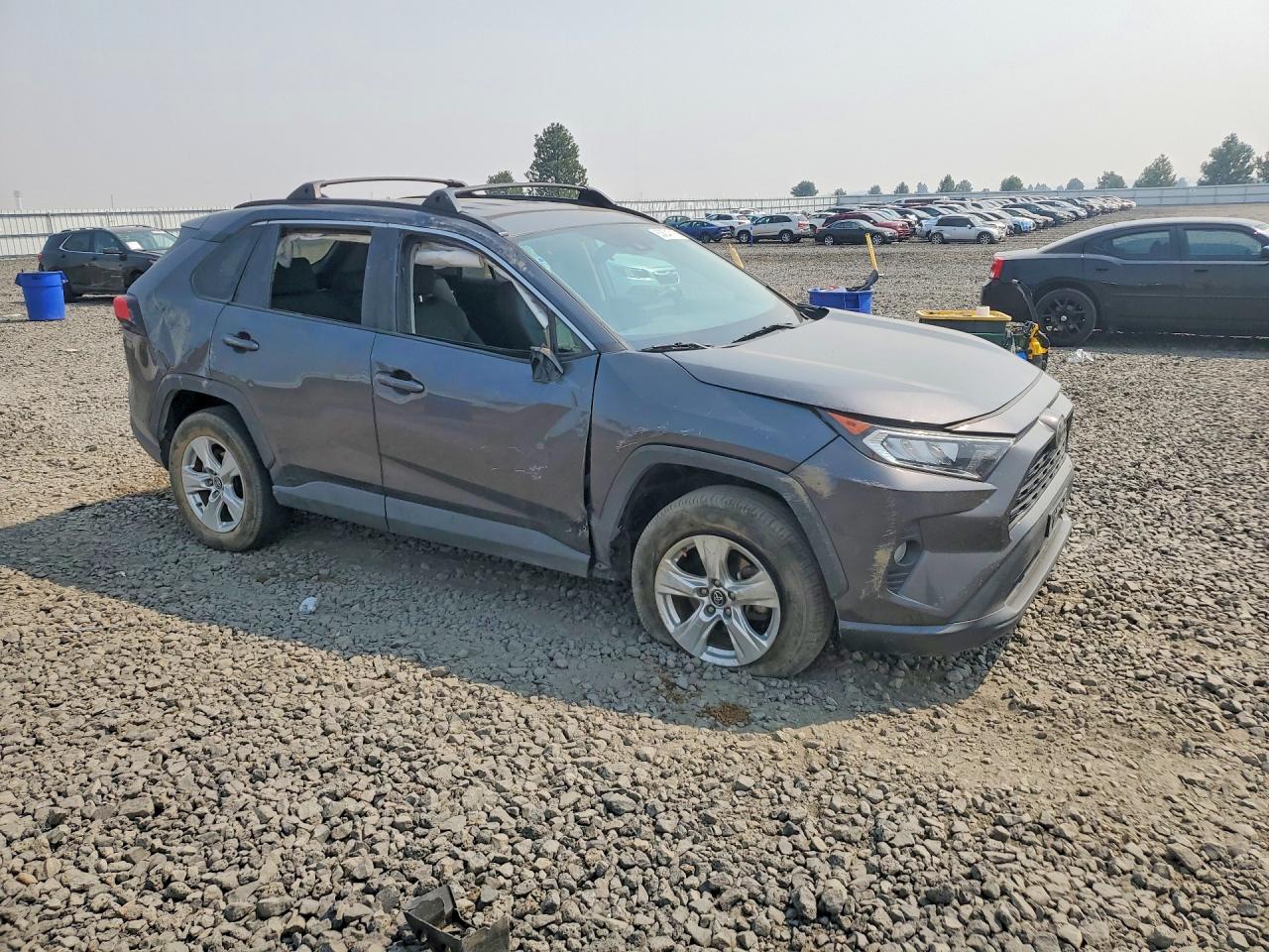 2020 TOYOTA RAV4 XLE — снимка 4