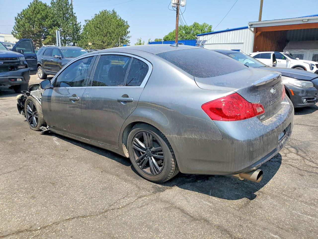 2015 INFINITI Q40 BASE — снимка 2