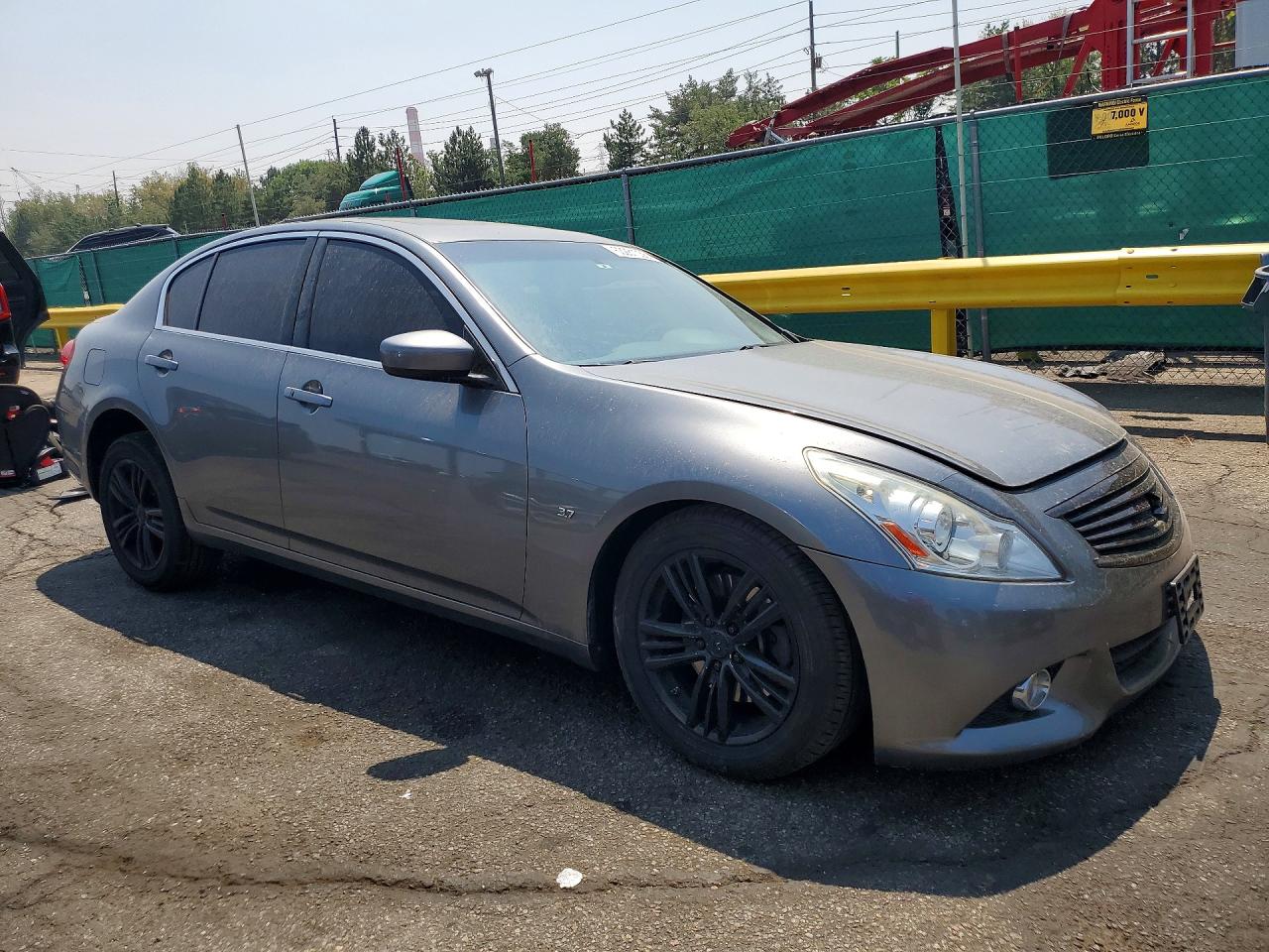 2015 INFINITI Q40 BASE — снимка 4