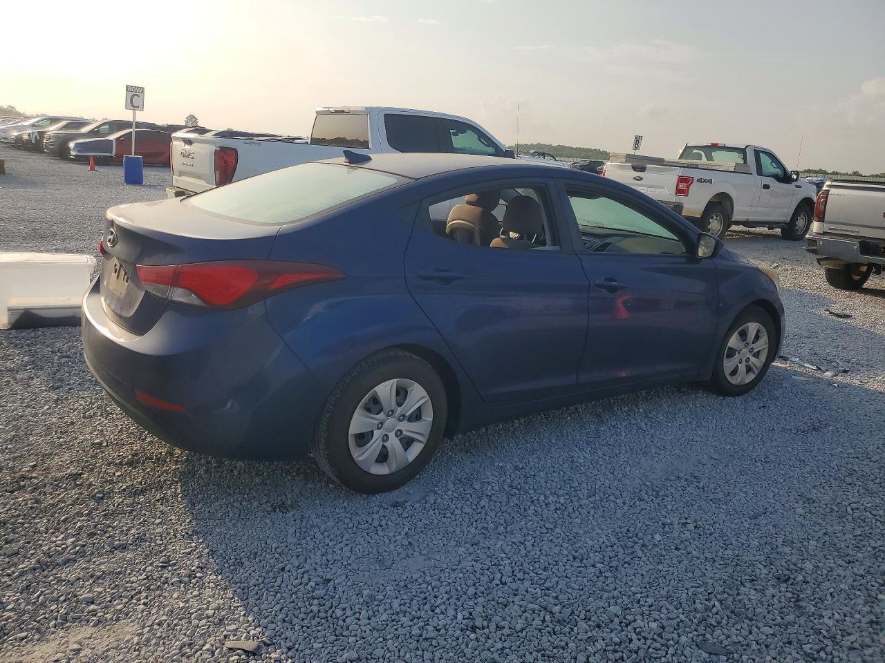 2016 HYUNDAI ELANTRA SE — снимка 3
