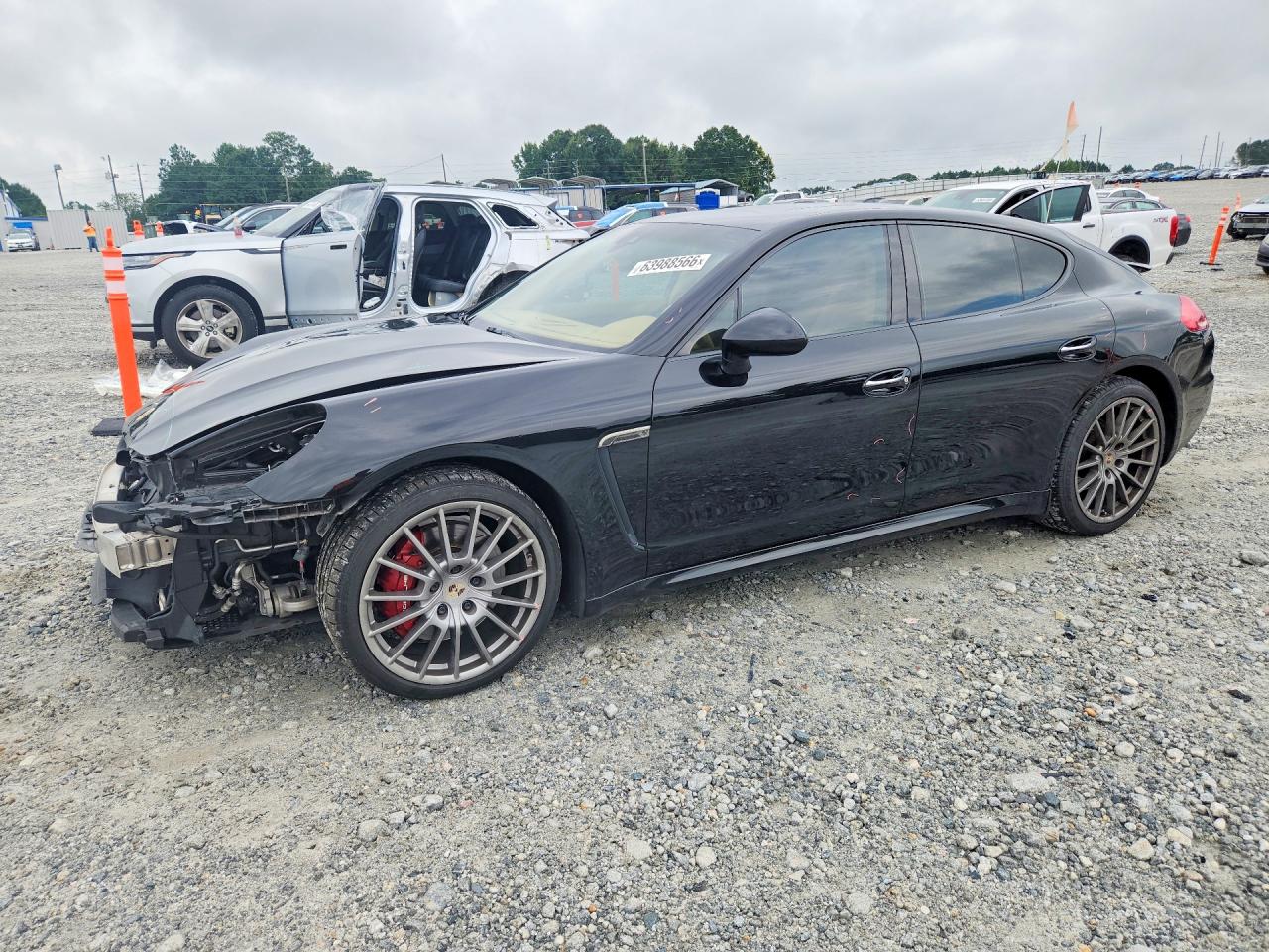2014 PORSCHE PANAMERA 2