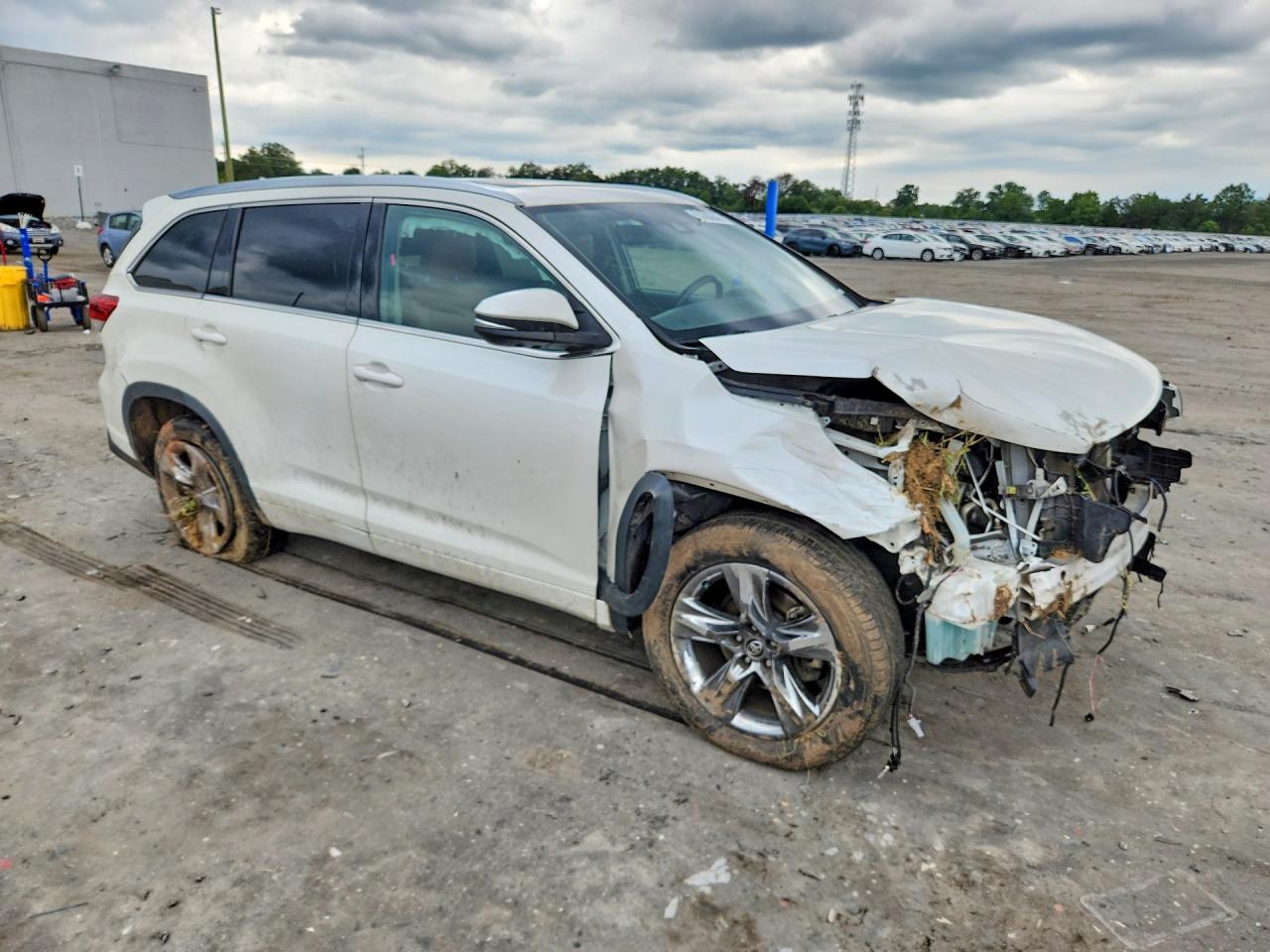 2019 TOYOTA HIGHLANDER LIMITED PLATINUM — снимка 4