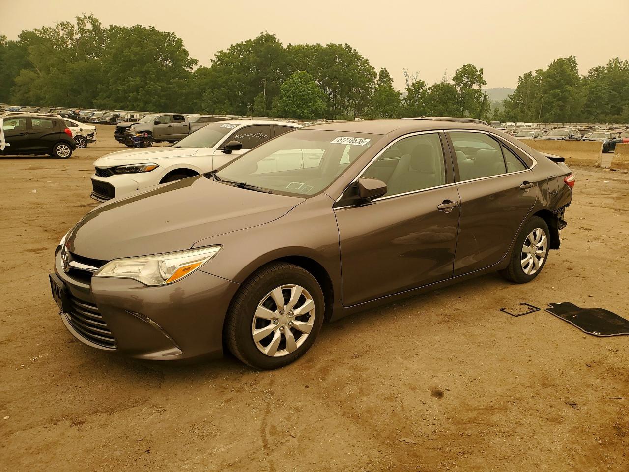 2015 TOYOTA CAMRY LE