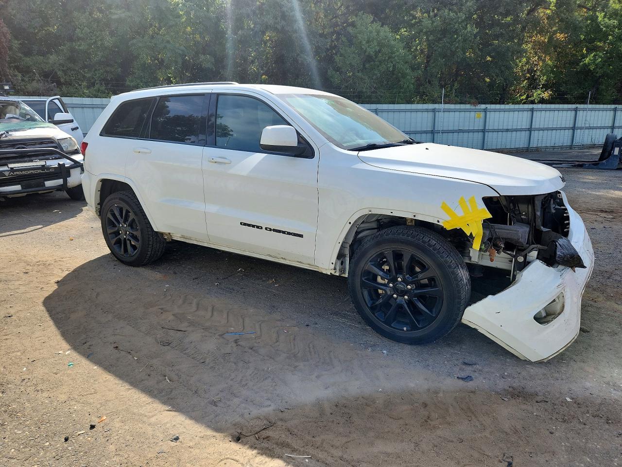 2019 JEEP GRAND CHEROKEE LAREDO — снимка 4
