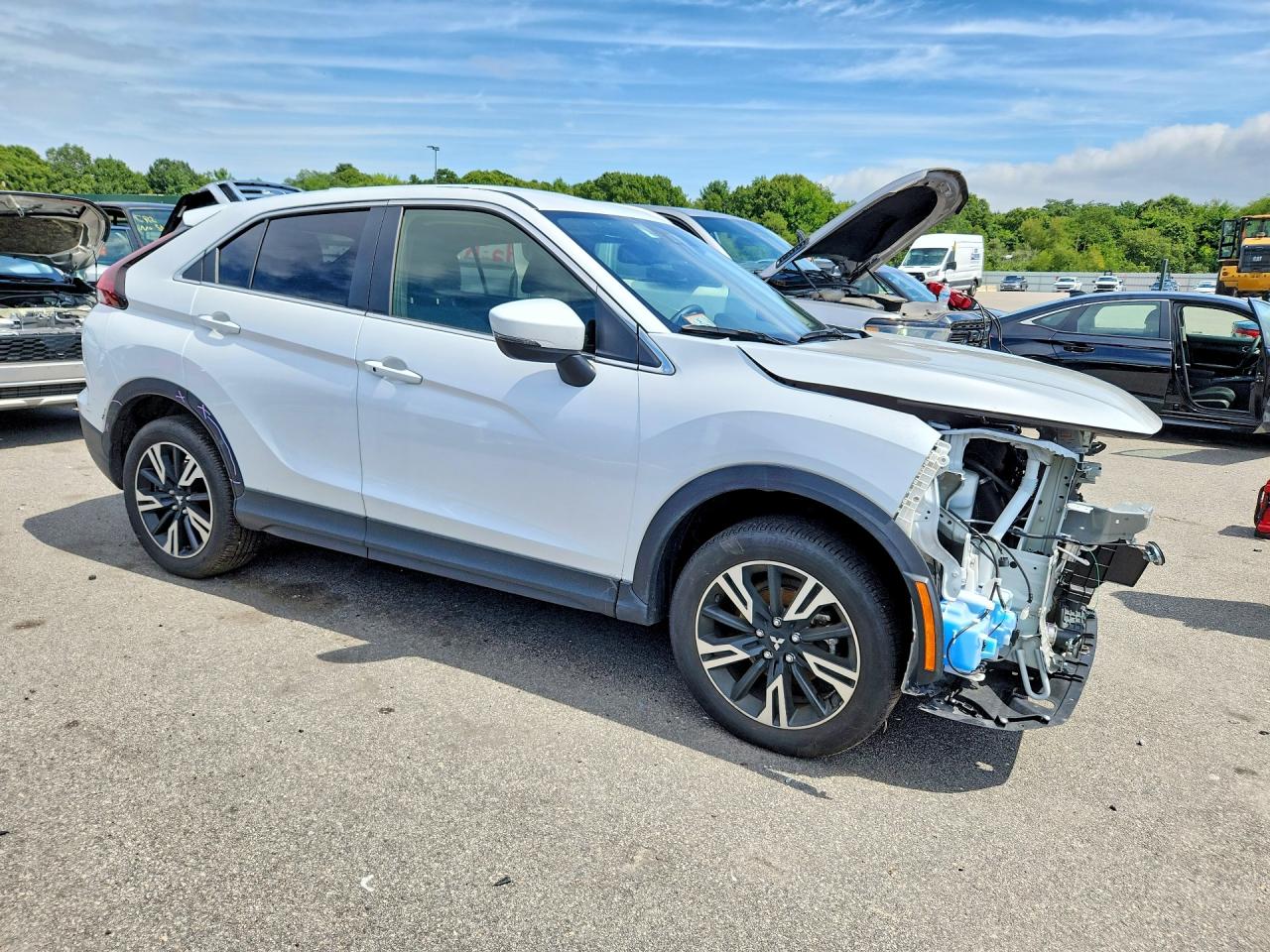 2025 MITSUBISHI ECLIPSE CROSS SE — снимка 4