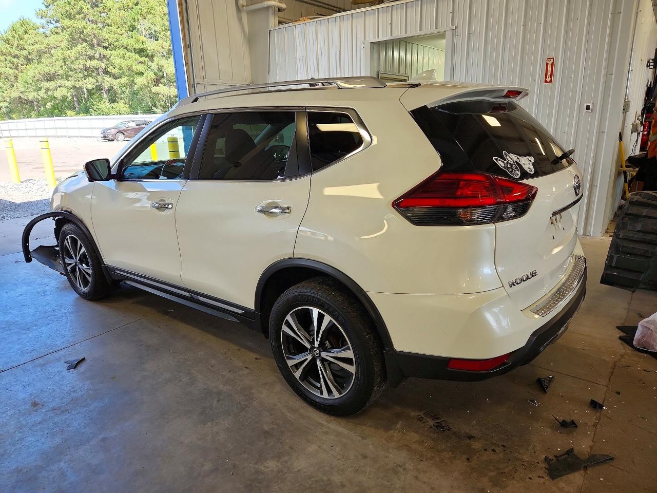 2017 NISSAN ROGUE SL — снимка 2