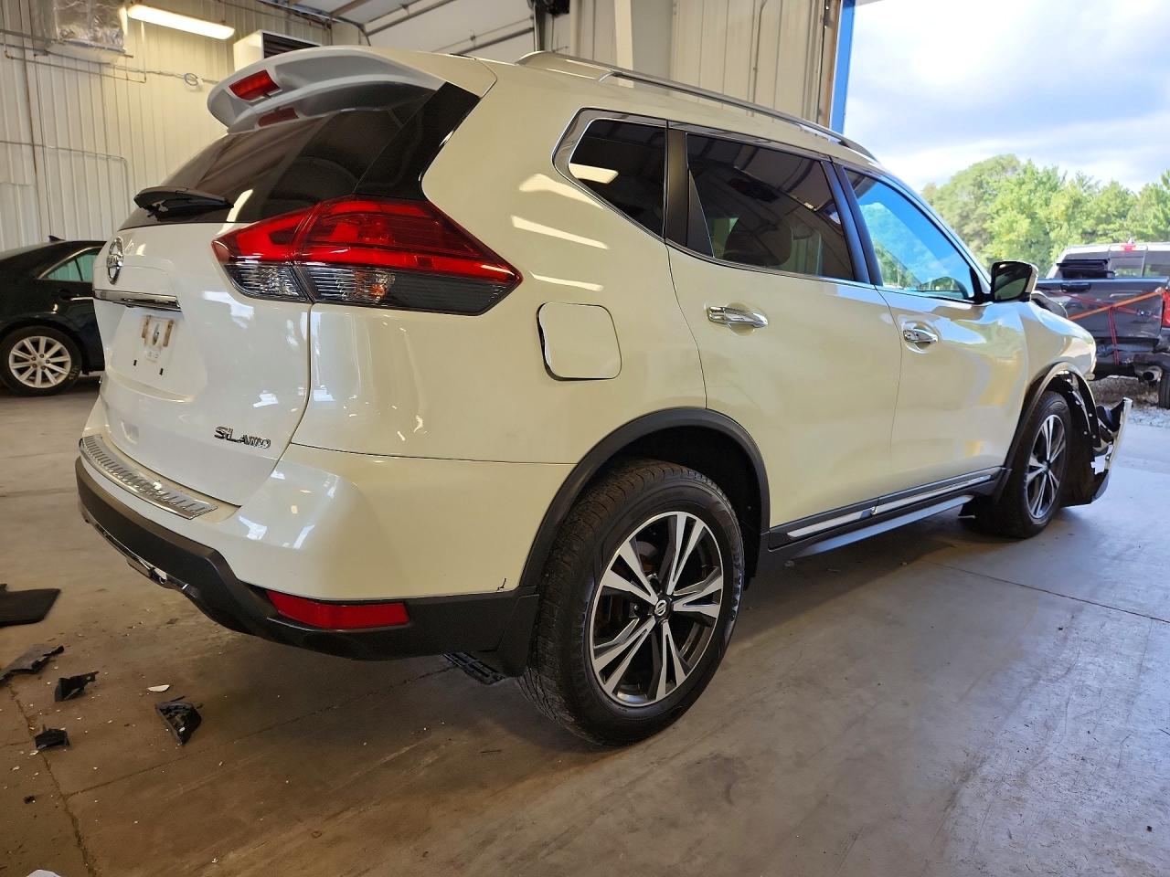 2017 NISSAN ROGUE SL — снимка 3