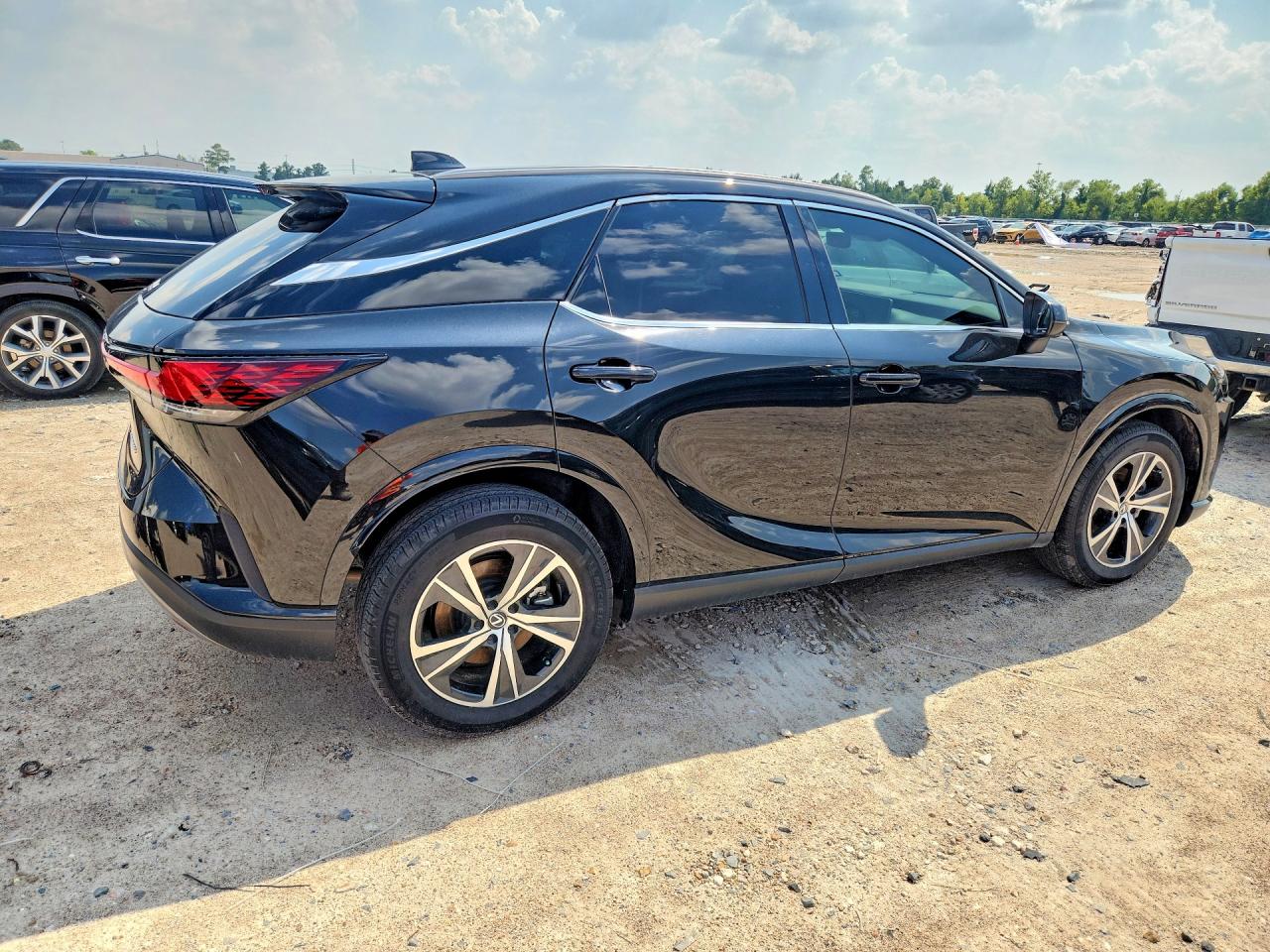 2025 LEXUS RX 350 PREMIUM — снимка 3