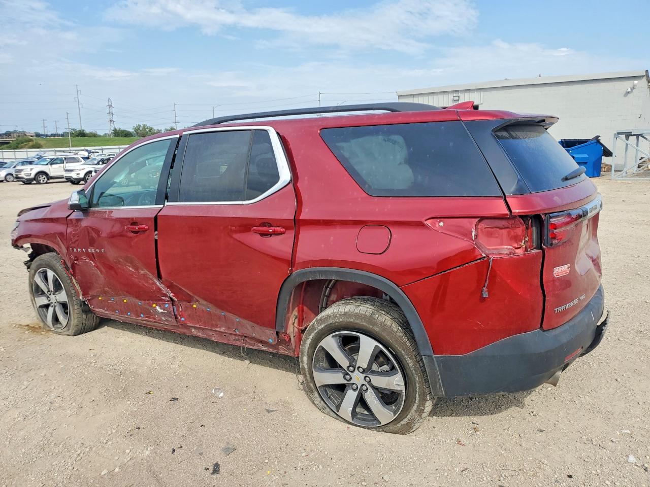 2022 CHEVROLET TRAVERSE LT — снимка 2