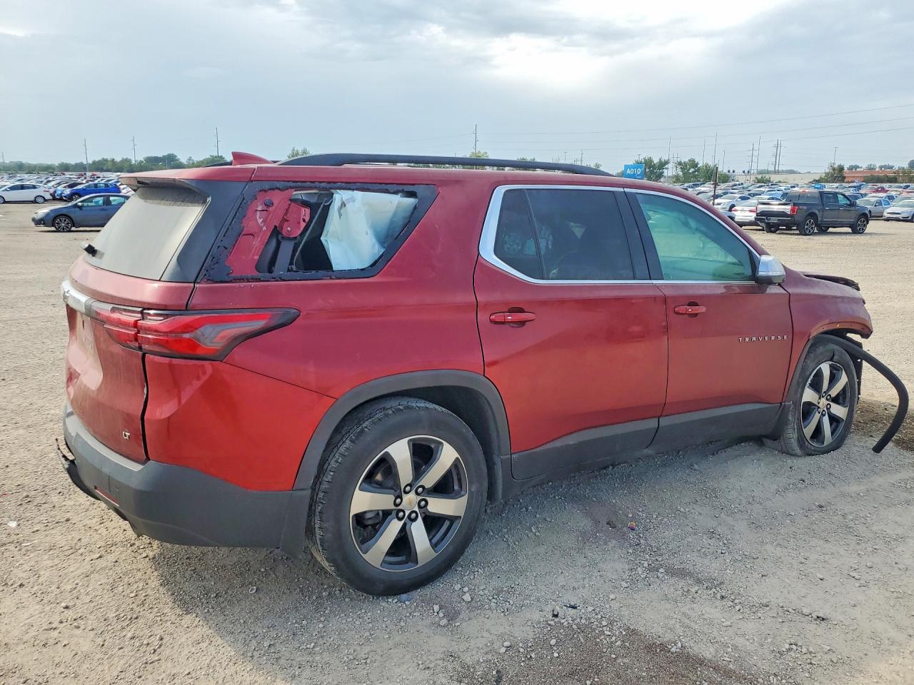 2022 CHEVROLET TRAVERSE LT — снимка 3