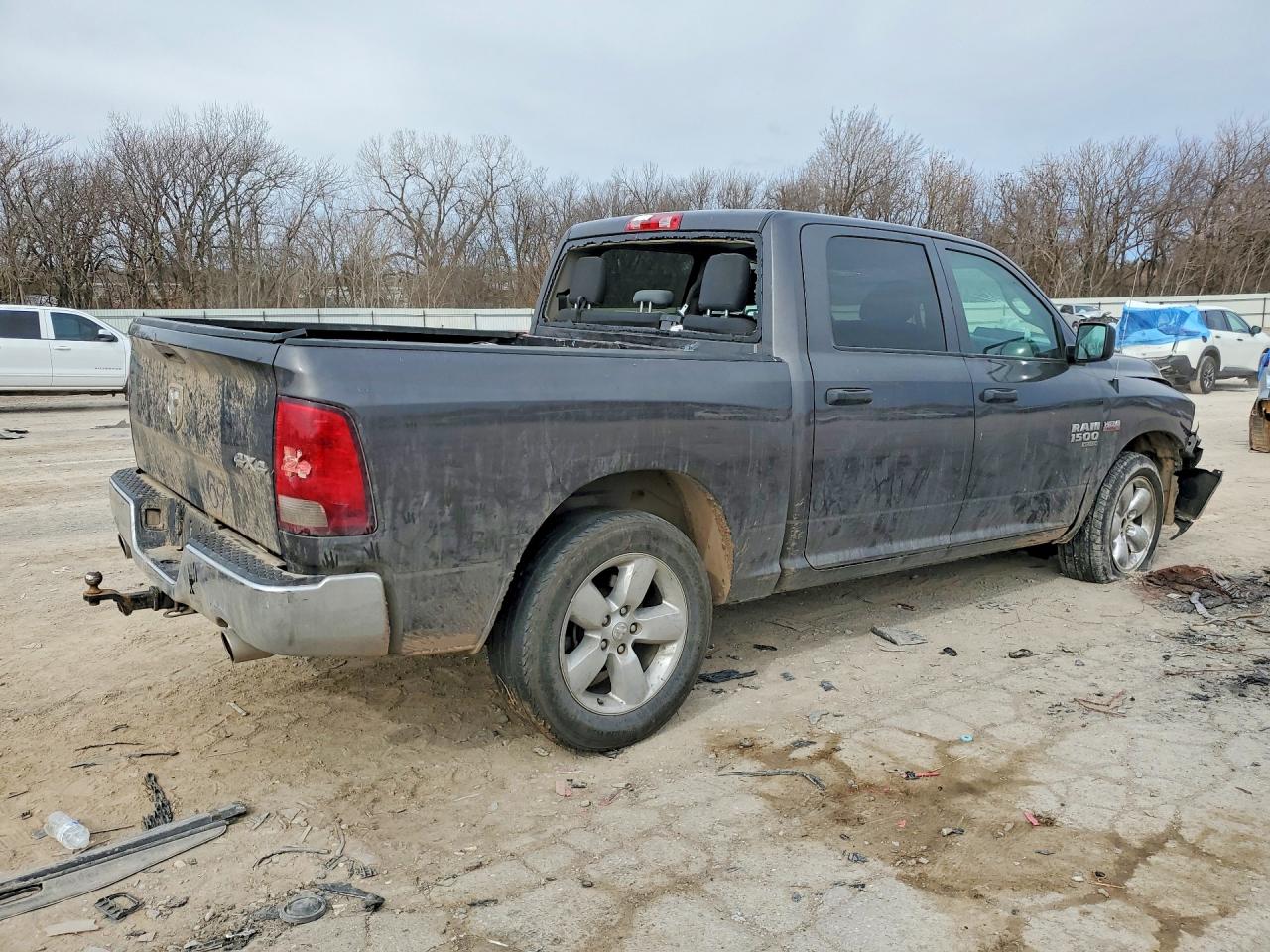 2021 RAM 1500 CLASSIC TRADESMAN — снимка 3