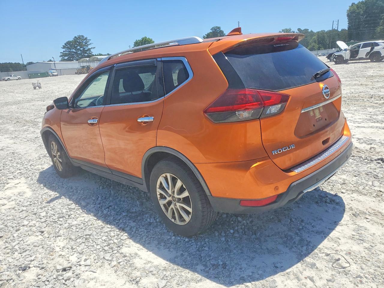 2019 NISSAN ROGUE SV — снимка 2