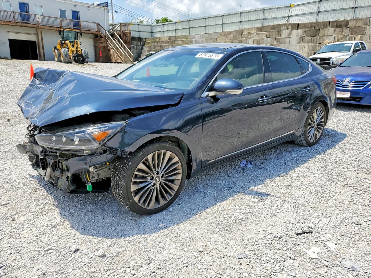 2017 KIA CADENZA LIMITED