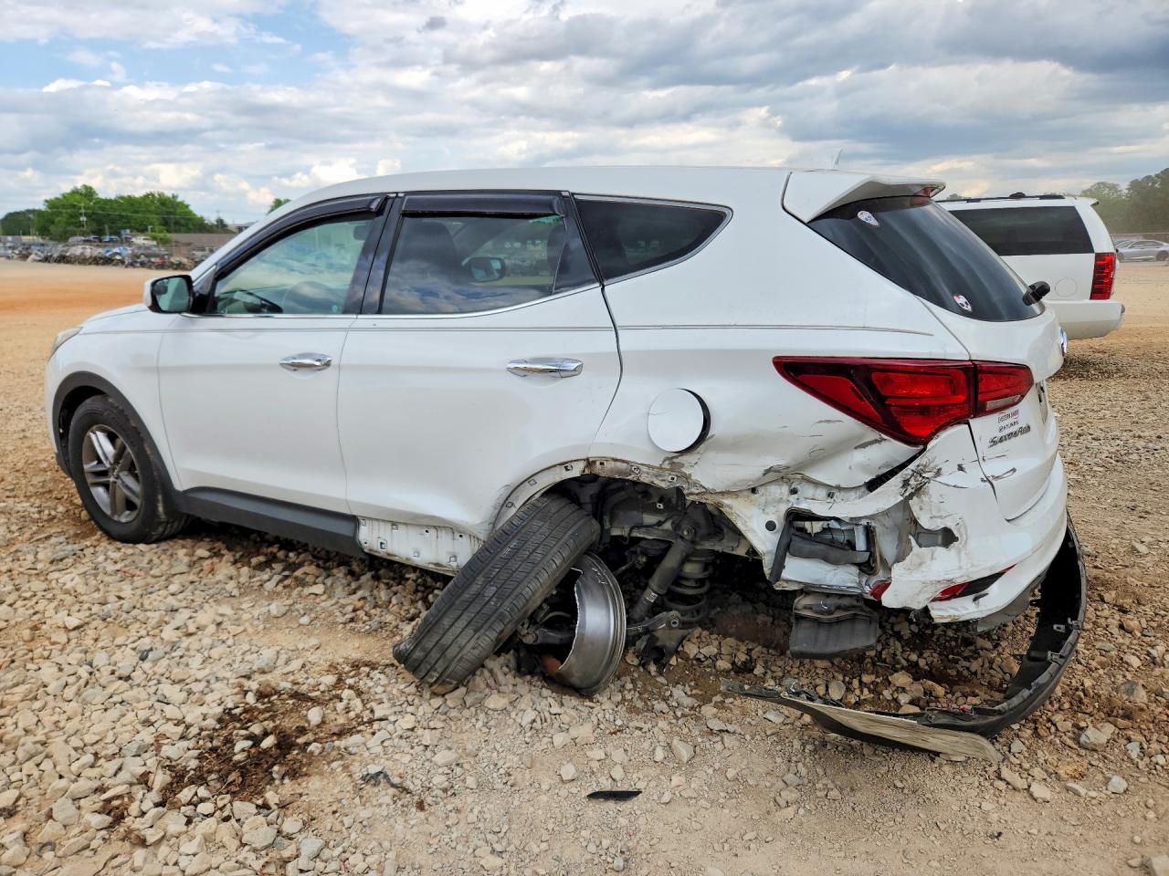 2017 HYUNDAI SANTA FE SPORT 2.4L — снимка 2