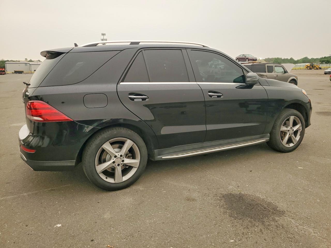 2016 MERCEDES-BENZ GLE 350 4MATIC — снимка 3