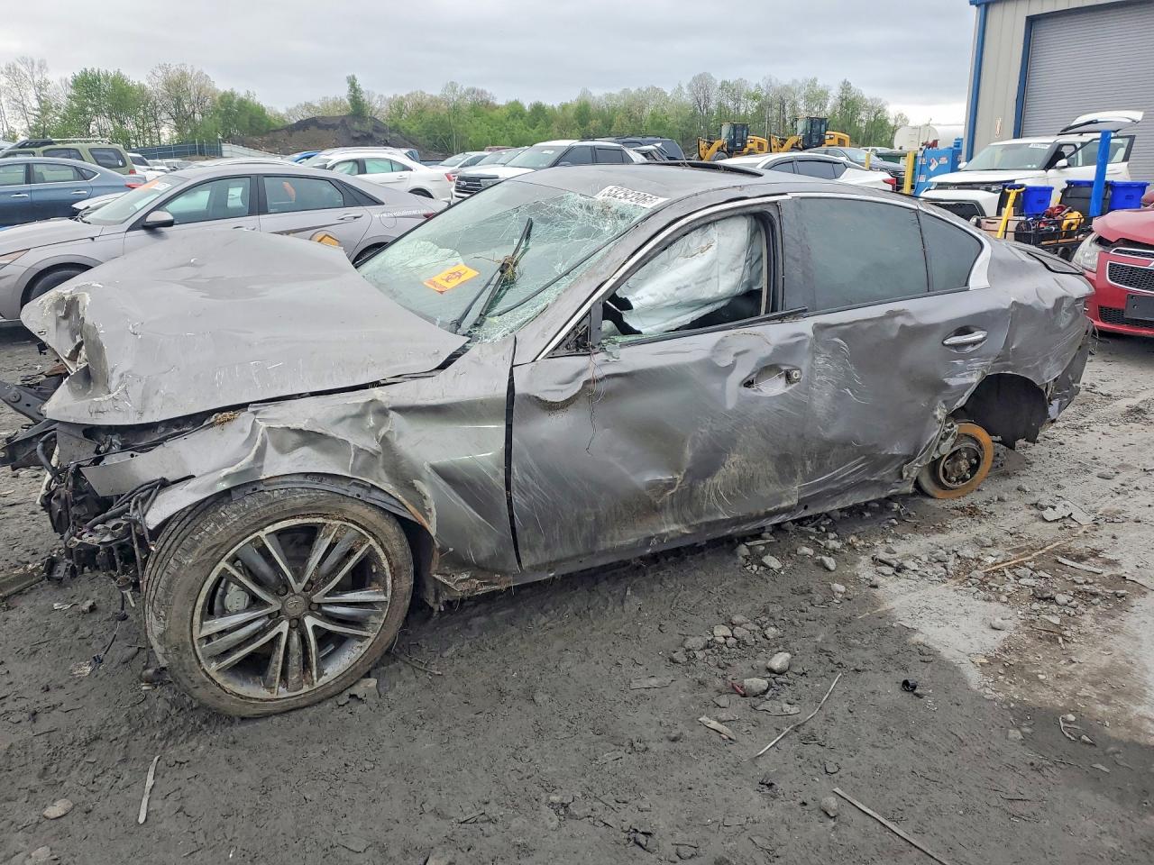 2014 INFINITI Q50 BASE