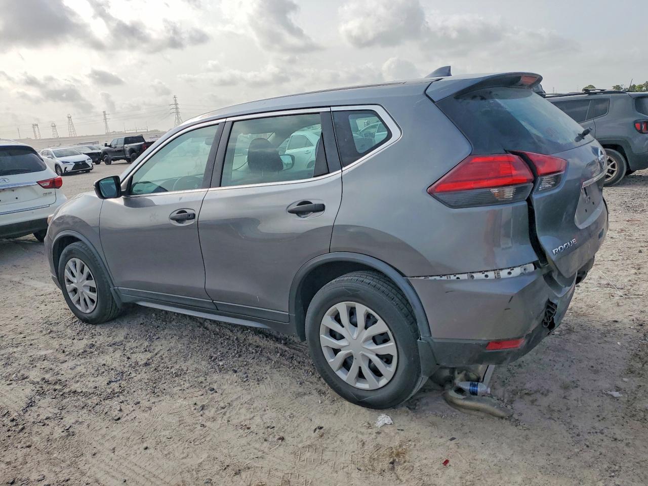 2017 NISSAN ROGUE S — снимка 2