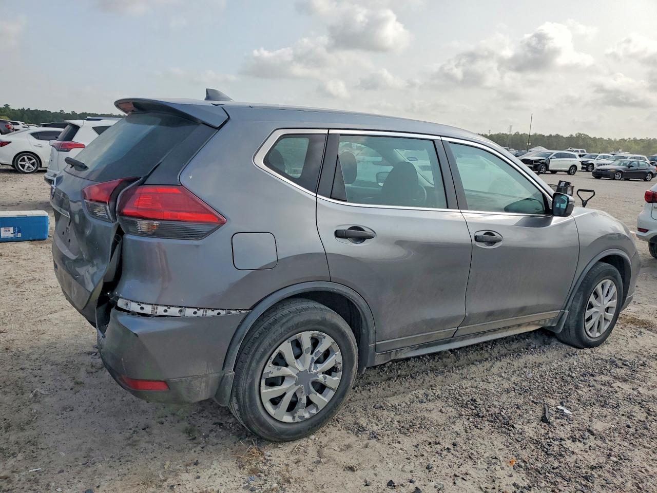 2017 NISSAN ROGUE S — снимка 3