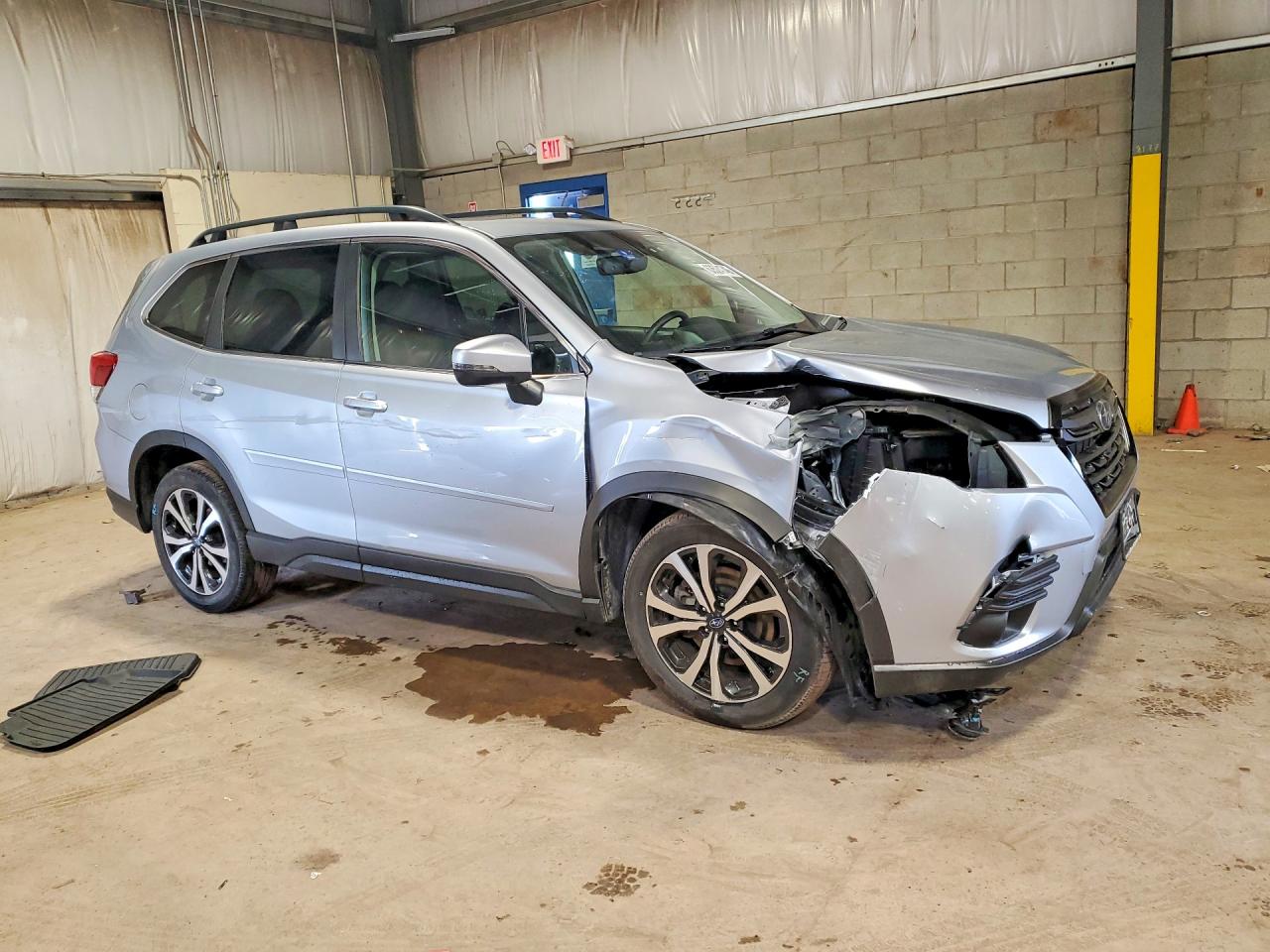 2022 SUBARU FORESTER LIMITED — снимка 4