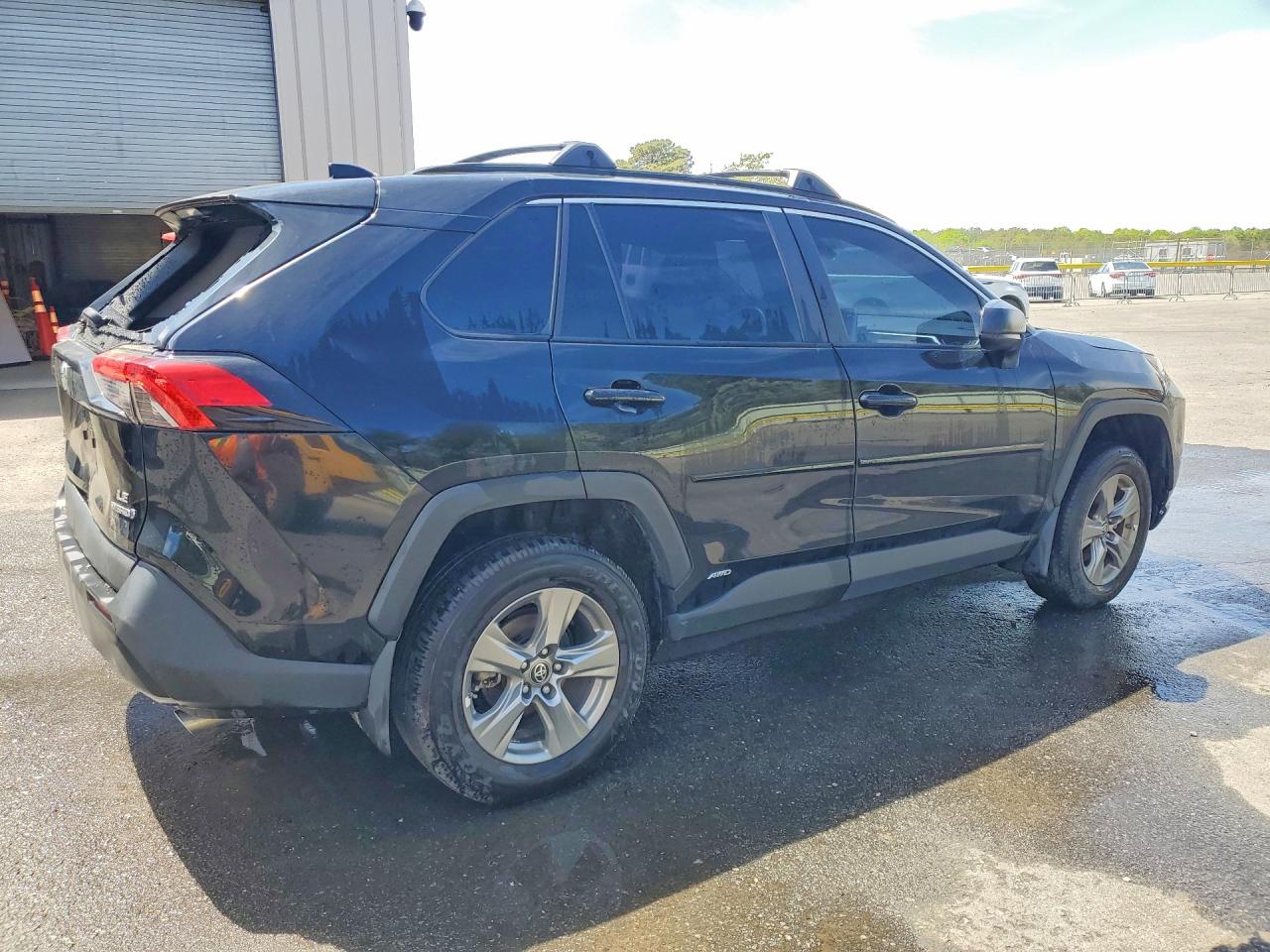 2024 TOYOTA RAV4 LE — снимка 3