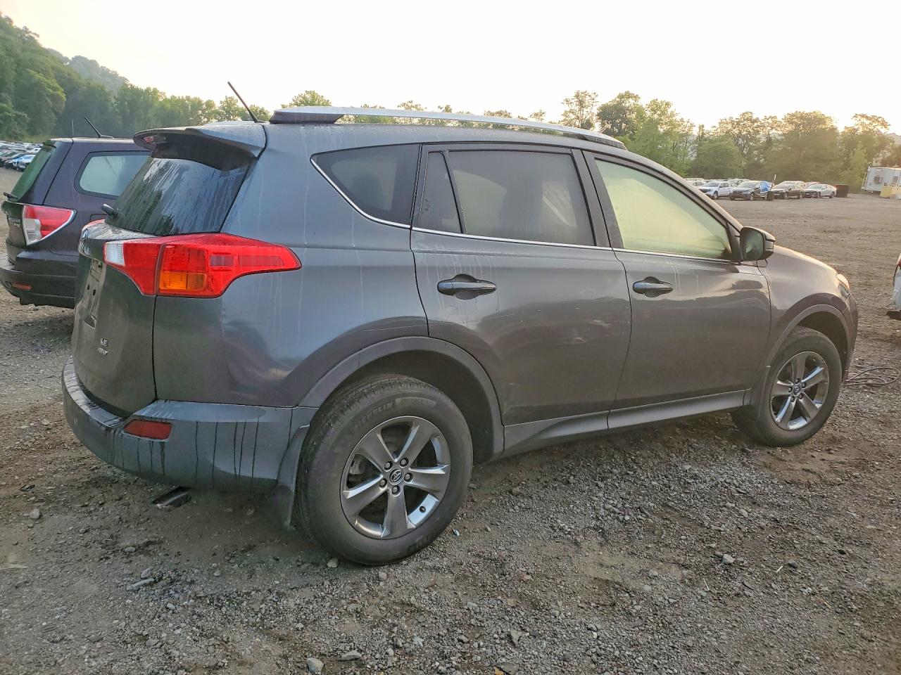2015 TOYOTA RAV4 LE — снимка 3