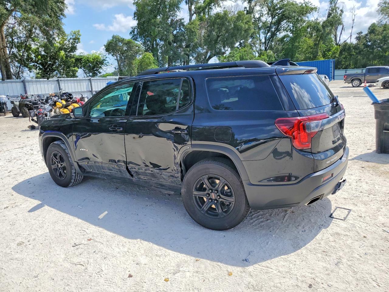 2022 GMC ACADIA AT4 — снимка 2