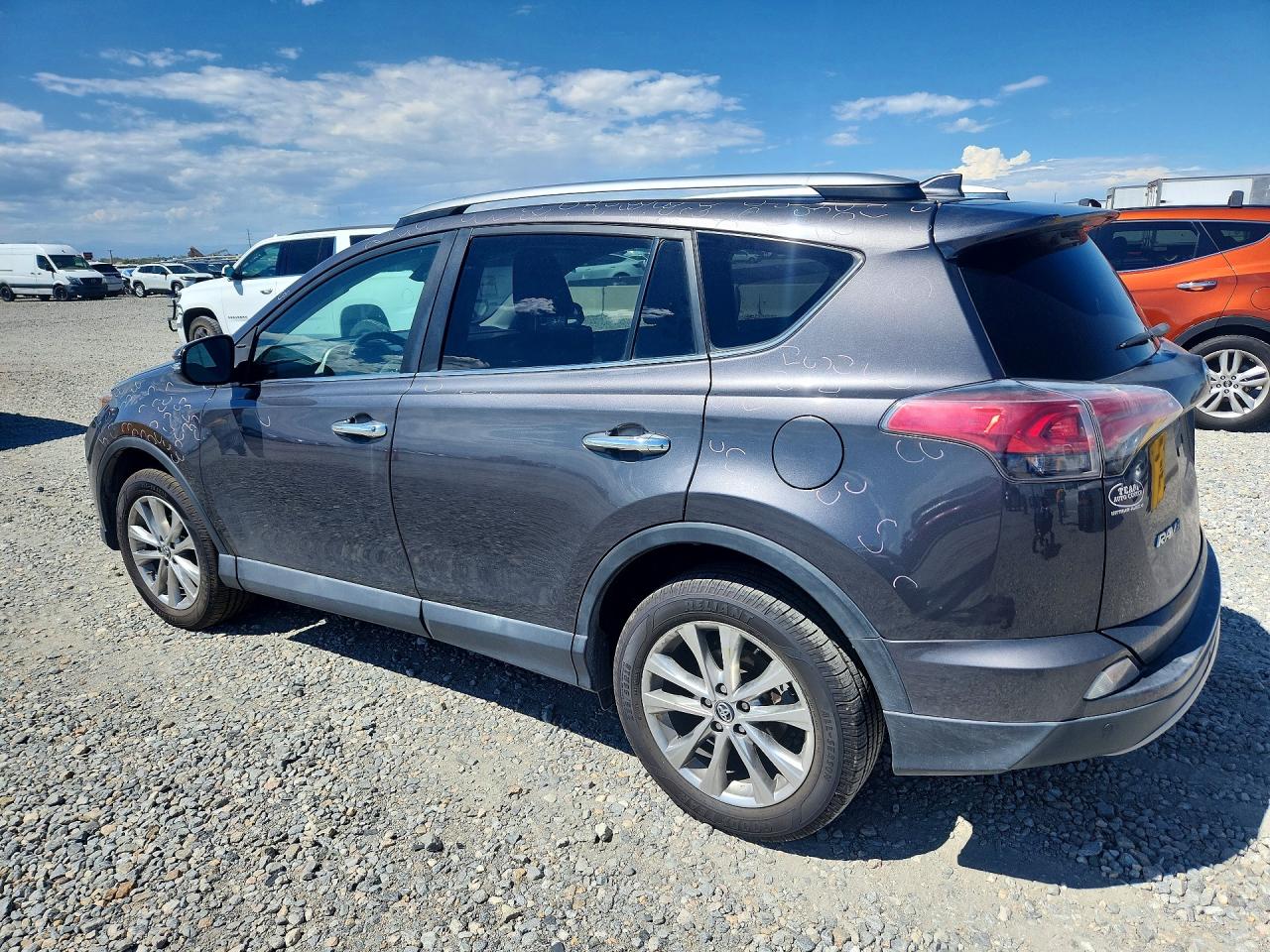 2017 TOYOTA RAV4 LIMITED — снимка 2