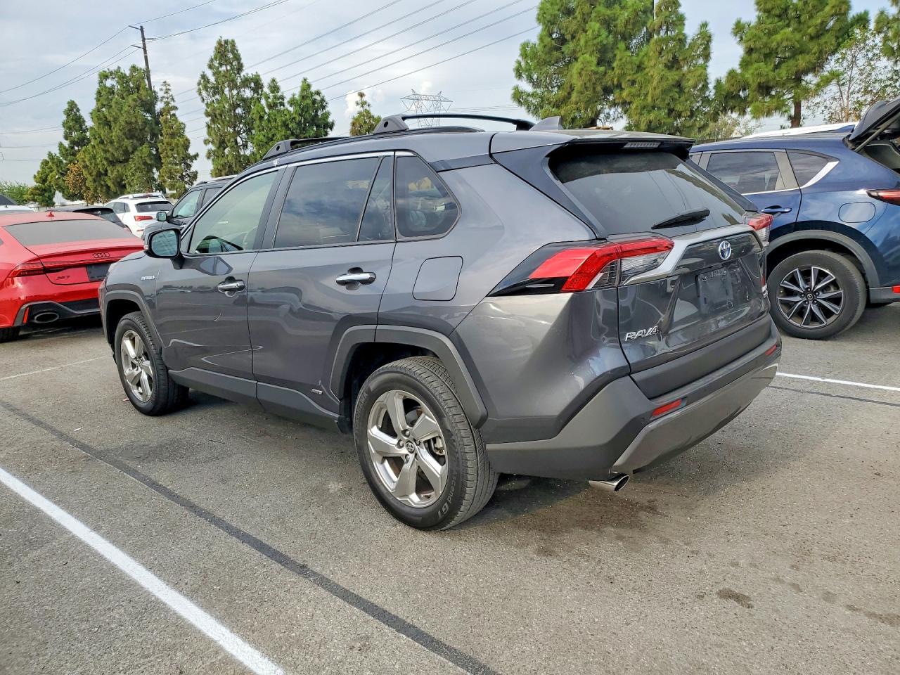 2021 TOYOTA RAV4 LIMITED — снимка 2